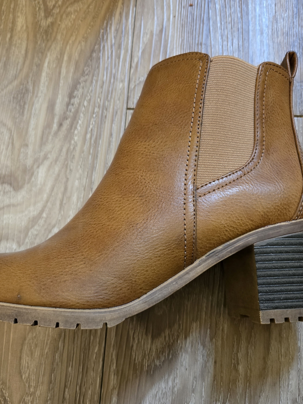 LifeStride Tan Chelsea Ankle Boots
